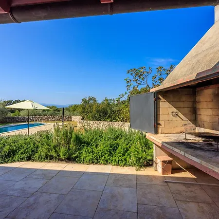 Βίλα Karlo - Sabljici - Island Of Krk - Traditional Stone With Pool