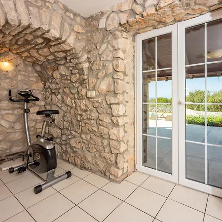 Villa Karlo - Sabljici - Island Of Krk - Traditional Stone With Pool