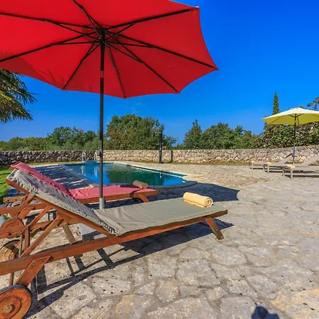 Βίλα Karlo - Sabljici - Island Of Krk - Traditional Stone With Pool *