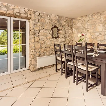 Villa Karlo - Sabljici - Island Of Krk - Traditional Stone With Pool Sveti Anton (Krk)