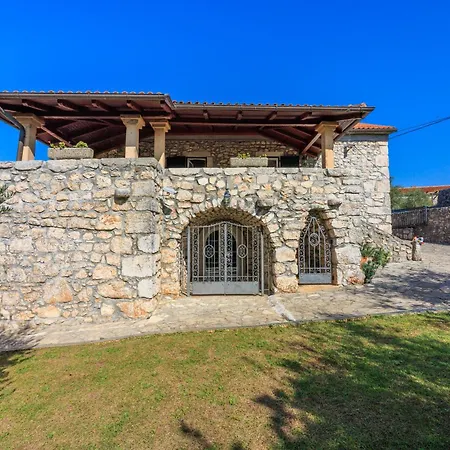Karlo - Sabljici - Island Of Krk - Traditional Stone With Pool
