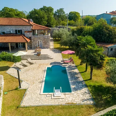 Karlo - Sabljici - Island Of Krk - Traditional Stone With Pool Villa *