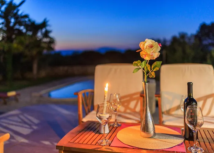 Villa Karlo - Sabljici - Island Of Krk - Traditional Stone With Pool *