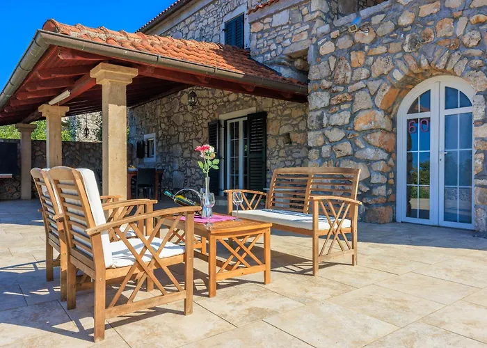 Villa Karlo - Sabljici - Island Of Krk - Traditional Stone With Pool *
