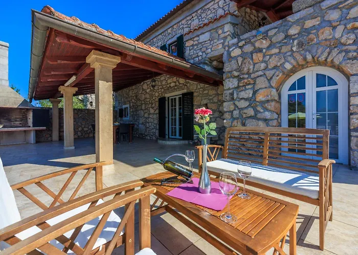 Karlo - Sabljici - Island Of Krk - Traditional Stone With Pool Villa