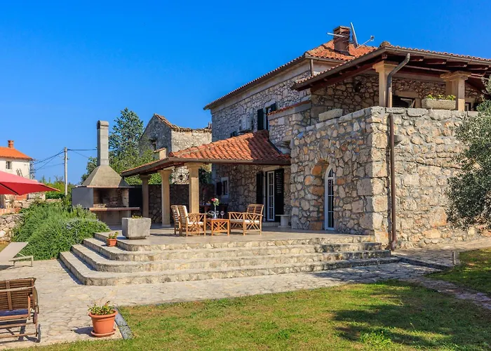 Karlo - Sabljici - Island Of Krk - Traditional Stone With Pool Villa *
