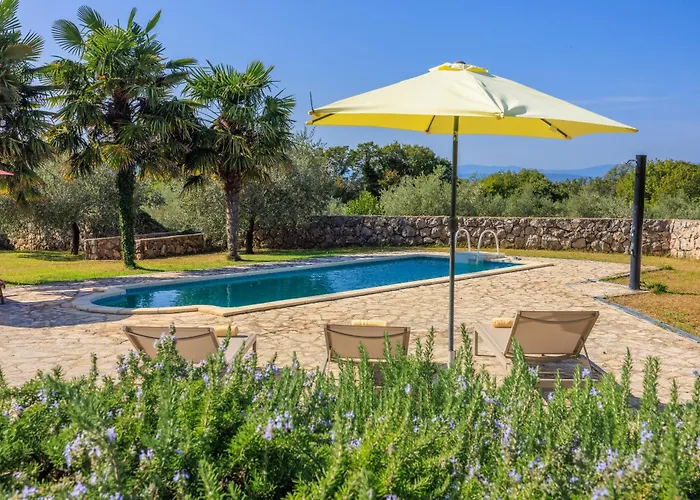 Karlo - Sabljici - Island Of Krk - Traditional Stone With Pool